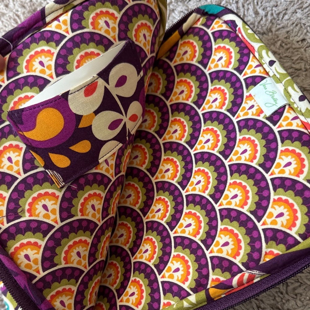 Vera Bradley Purple Floral Quilted Tablet Case / J38 - Picture 4 of 5